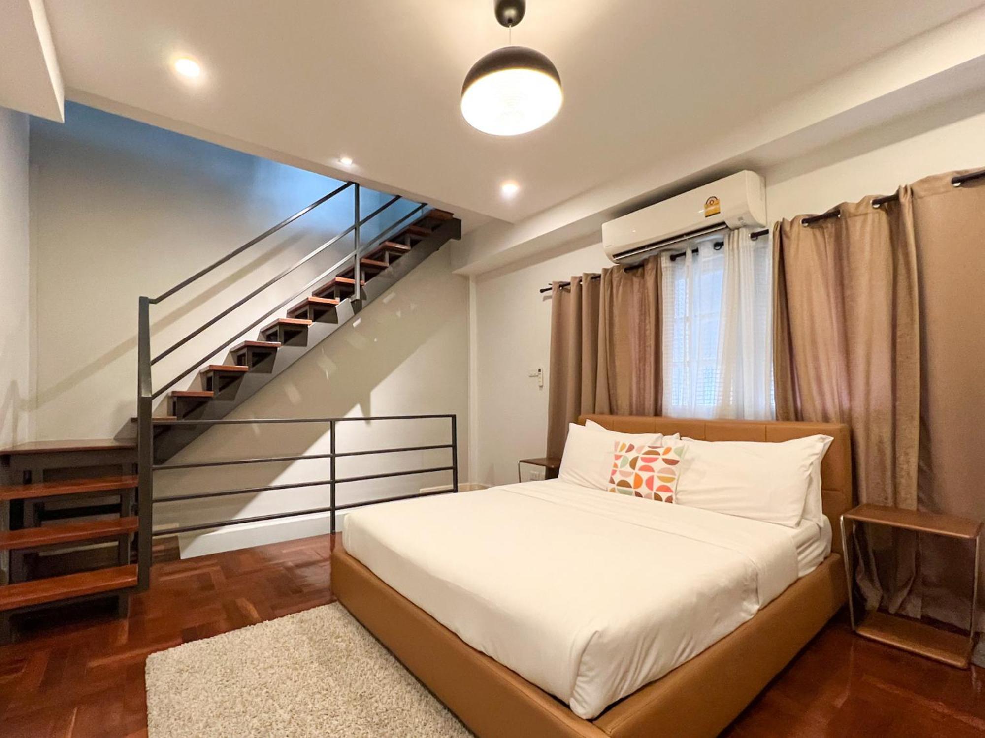 Neveu Premier Residence : Ratchada Bangkok Buitenkant foto