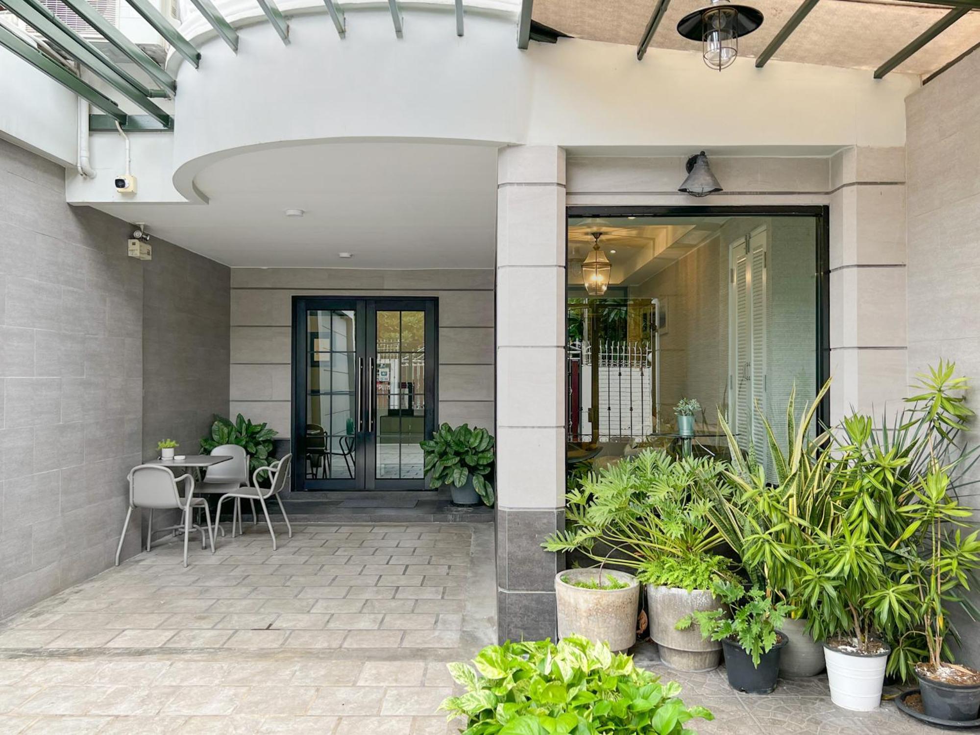 Neveu Premier Residence : Ratchada Bangkok Buitenkant foto