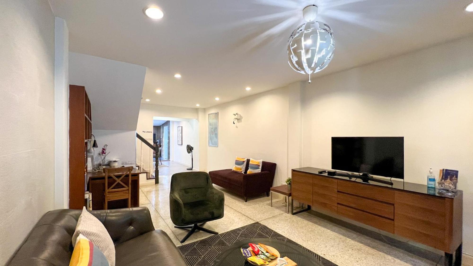 Neveu Premier Residence : Ratchada Bangkok Buitenkant foto