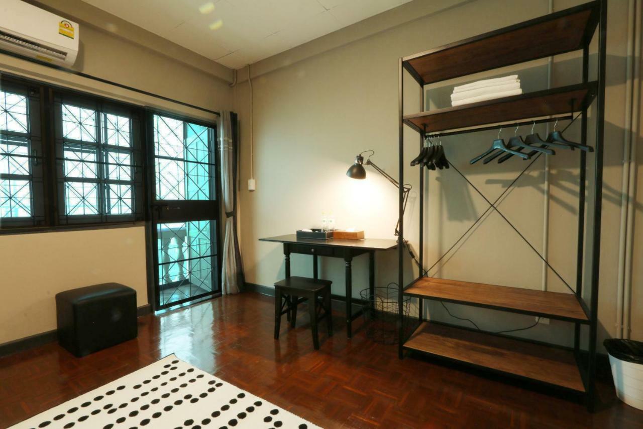 Neveu Premier Residence : Ratchada Bangkok Buitenkant foto