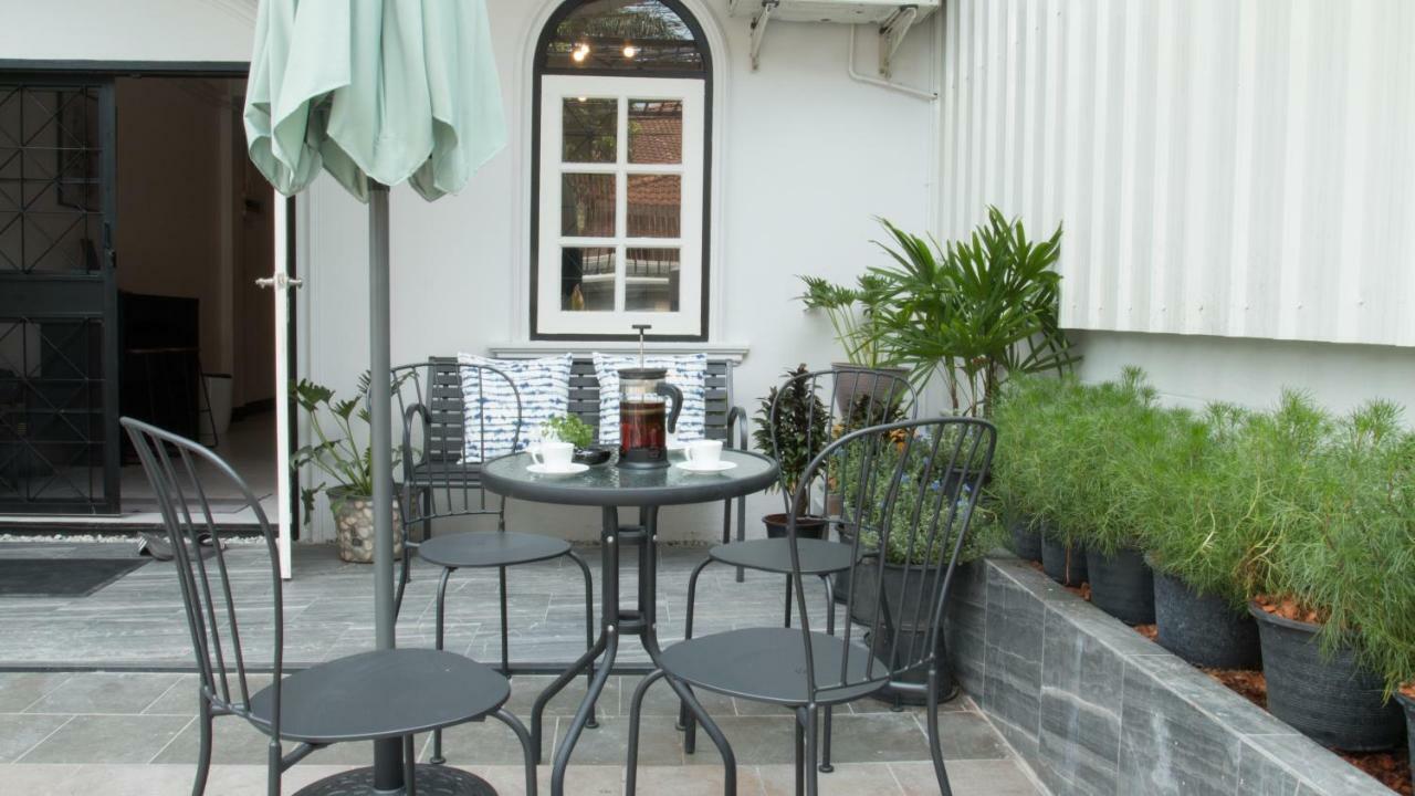 Neveu Premier Residence : Ratchada Bangkok Buitenkant foto